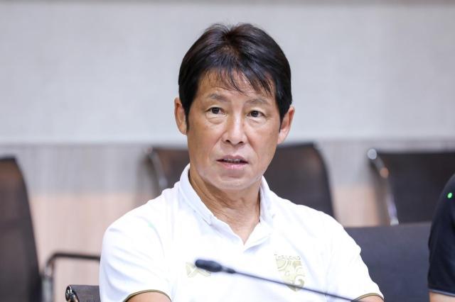 欧冠数据中心-泰国宣布换帅！日本人西野郎下课 带队2年未有突破
