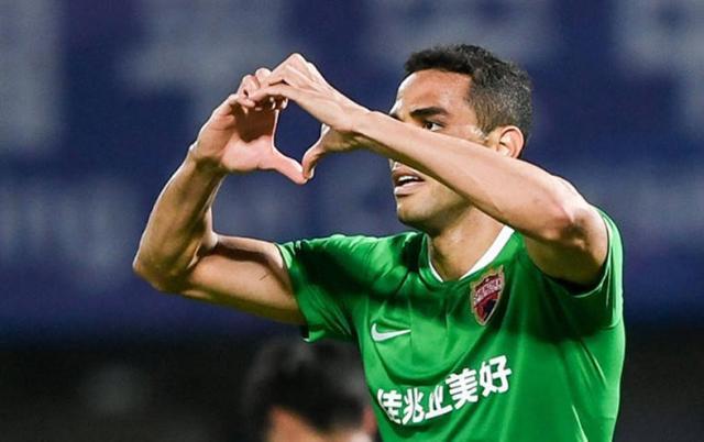 欧冠官网入口-携手元敏诚反戈 张外龙：卡尔德克是中国球员榜样