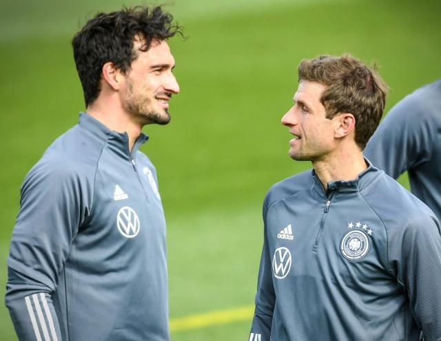 欧冠数据中心-逼抢！快攻！勒夫爽抄弗利克作业，穆勒胡梅必打主力