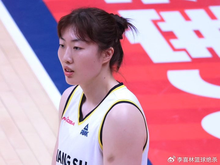 欧冠手机观看-轰16分+4记三分！中国女篮24岁1米86王牌真稳：未来闯荡WNBA？|江苏|江苏女篮|广东女篮|小前锋|三分球_新浪新闻